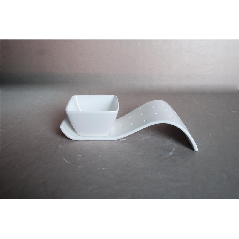 PLATE WITH STICK HOLES AND CUP