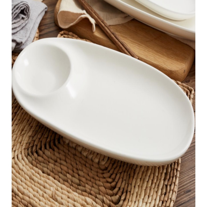 OVAL PLATE WITH CUP