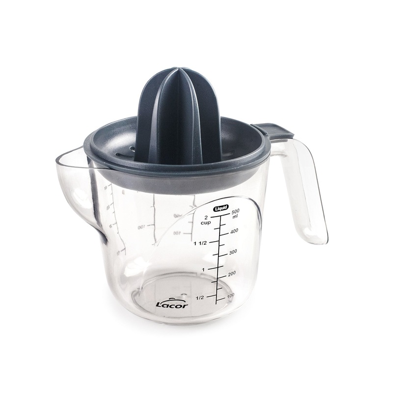 MEASURING CUP 500 ML + SQUEEZER