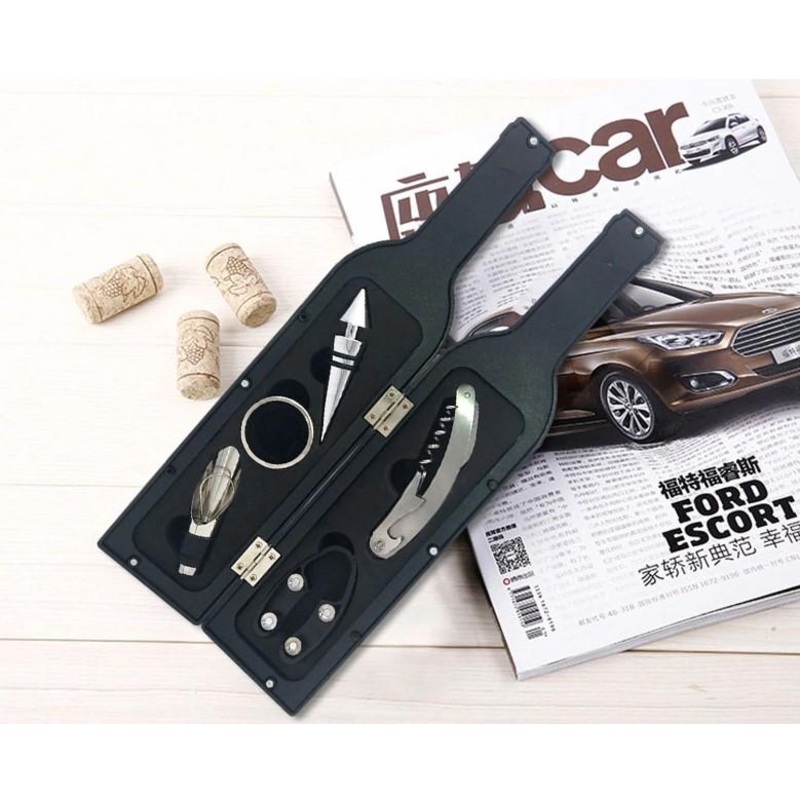 Wine Bottle Corkscrew & Accessory Set