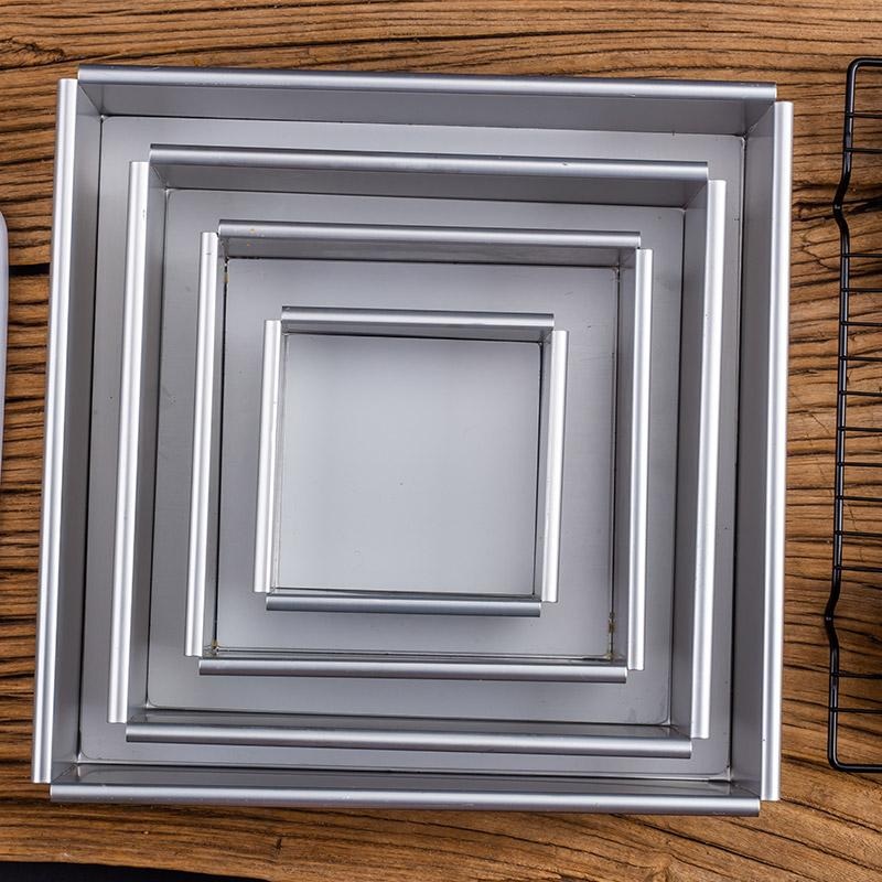 Square Cake Pan with Removable Bottom