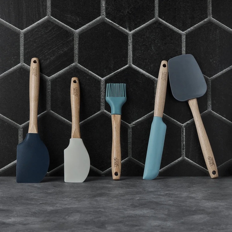 5pcs Heat Resistant Silicone Utensil Set with Beechwood Handle