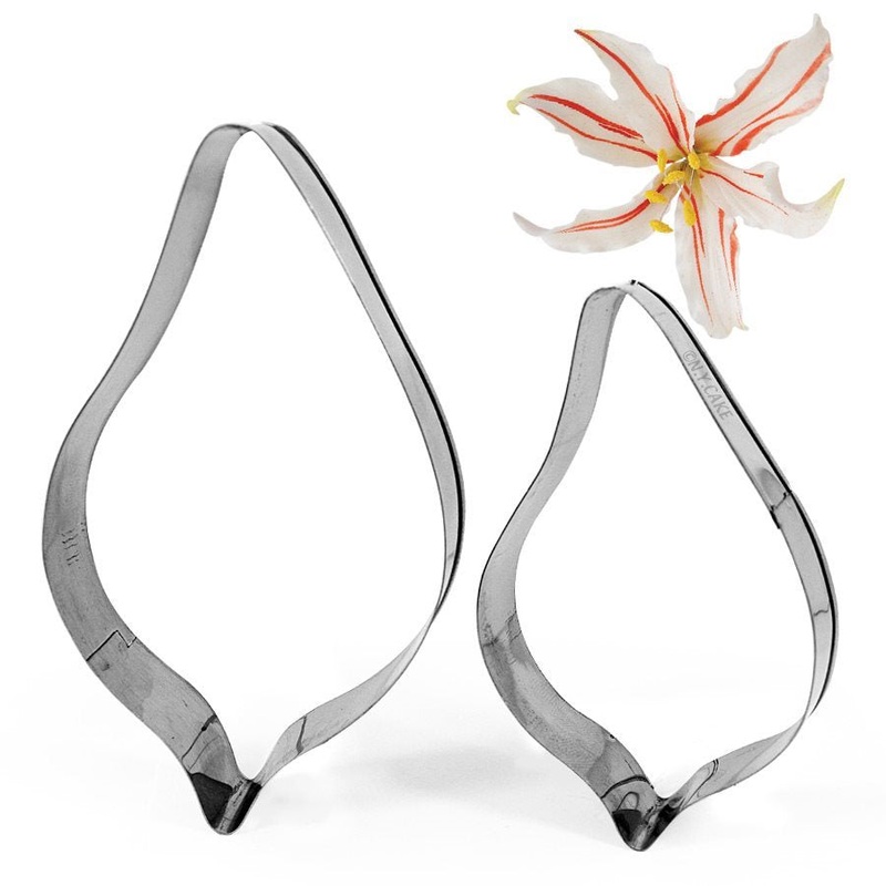 Amaryllis Cutter by James Rosselle