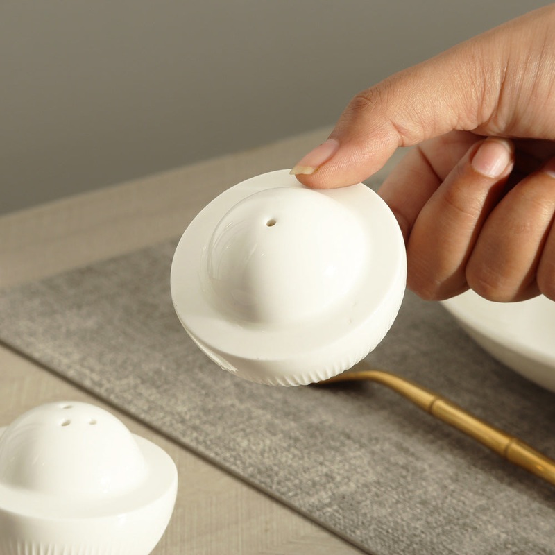 Talia Pepper Shaker - Ivory