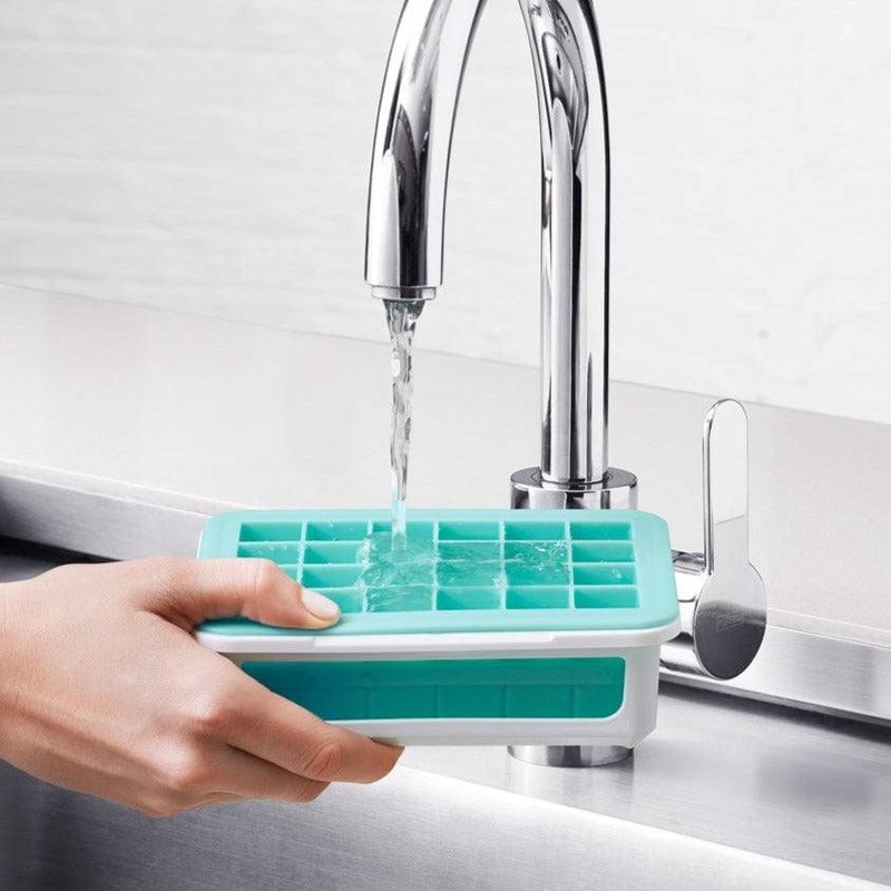 Good Grips Ice Cube Tray with Lid - Small Cubes