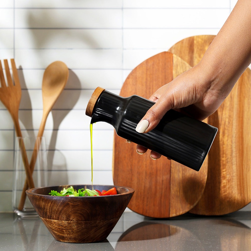 Lines Ceramic Oil Bottle - Black