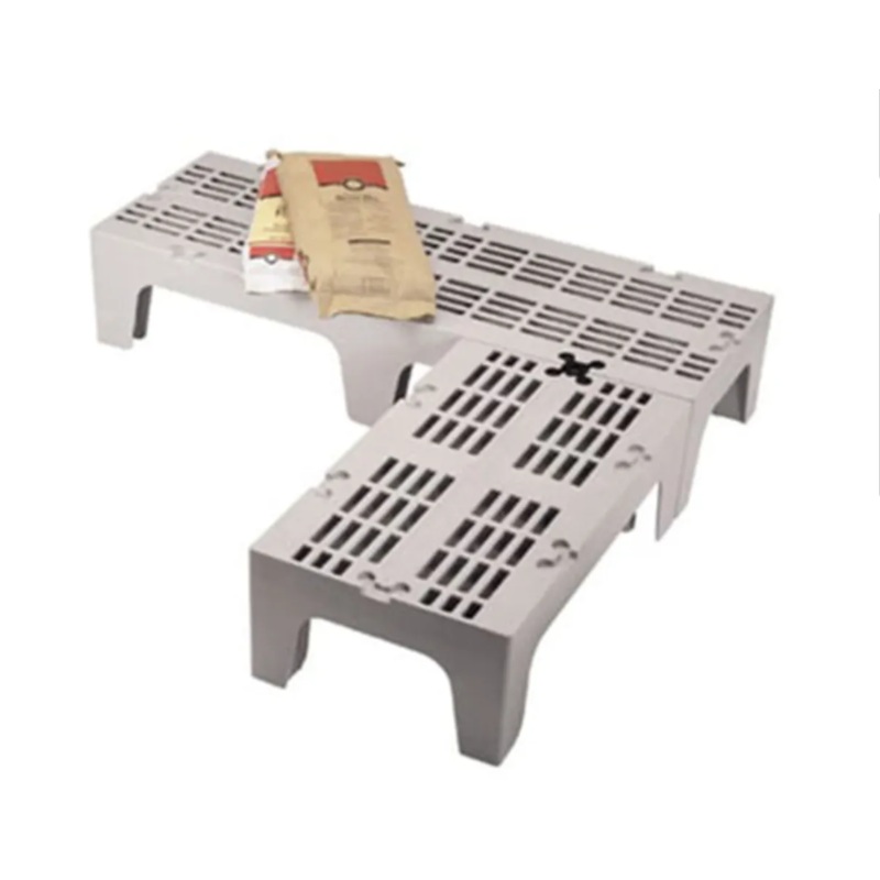 Cambro DRS300131 30" Stationary Dunnage Rack w/ 1500 lb Capacity, Polyme