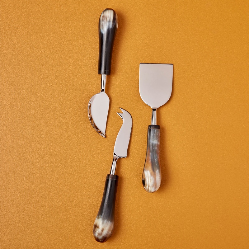 Be Home Horn & Stainless Cheese Knife Set