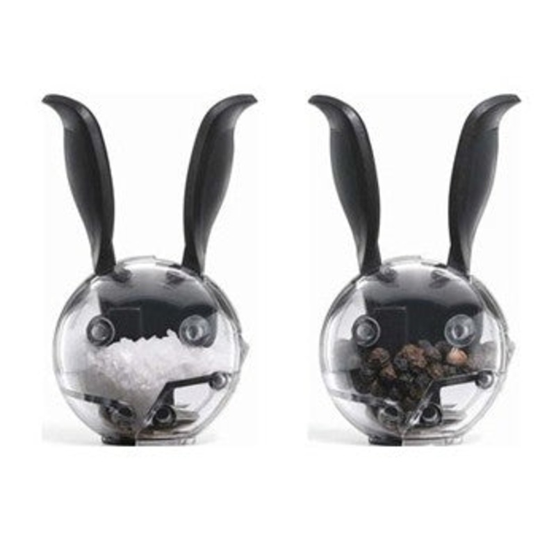 Chef'n Mini Magnetic Salt & Pepper Set