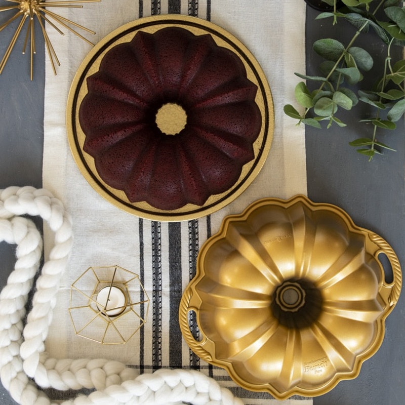 Nordic Ware Anniversary Bundt Pan