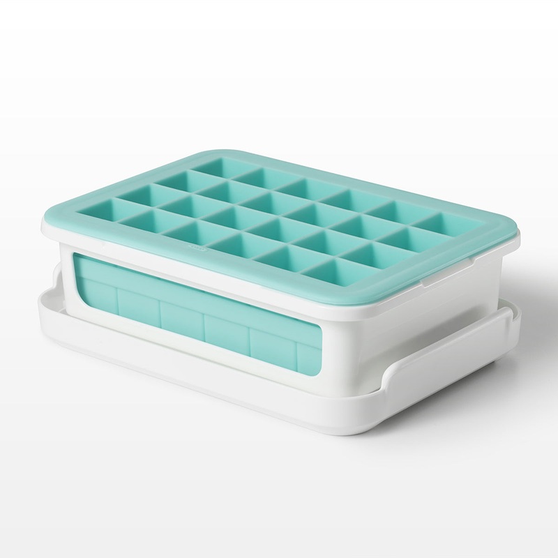 OXO Good Grips Silicone Small Ice Cube Tray with Lid